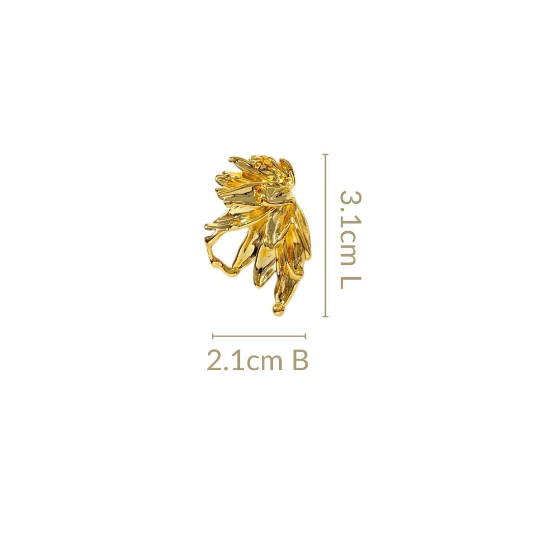 Abstract Wings Stud Earrings Gold Nestasia