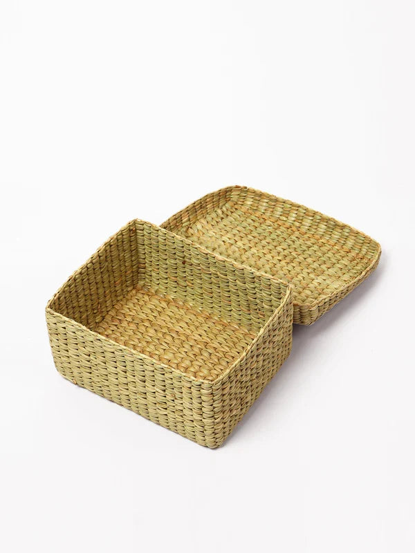 Stylish Seagrass Lid Box for Wardrobe & Accessories Storage