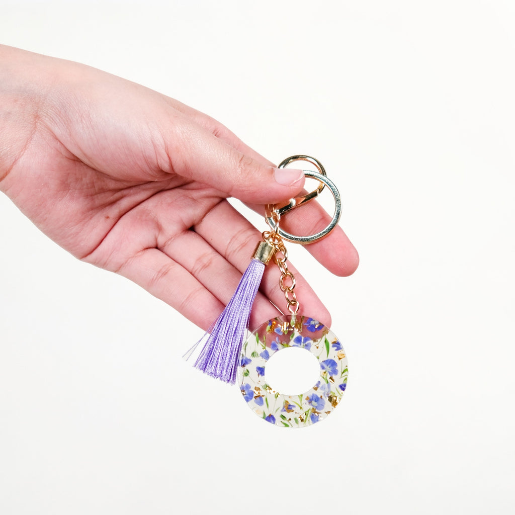 Ornate O Lavender Forget Me Not Keychain Nestasia