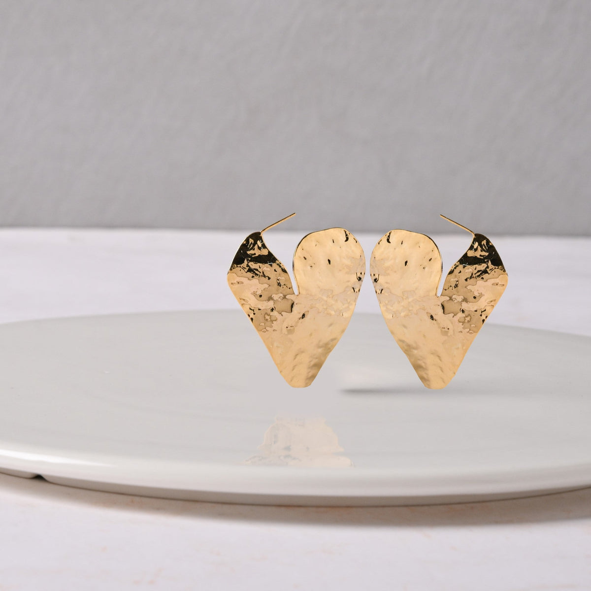Amour Textured Heart Earrings Nestasia