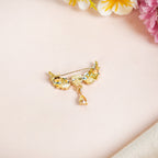 Angel Wing And Heart Brooch Gold Nestasia