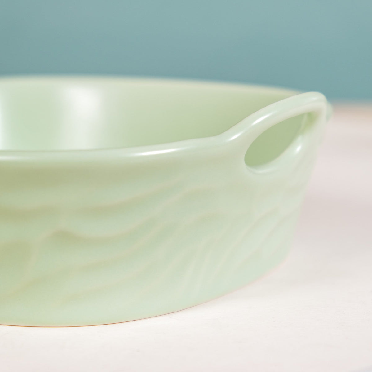Sage Green Large Ceramic Serving Bowl 800 ml Nestasia
