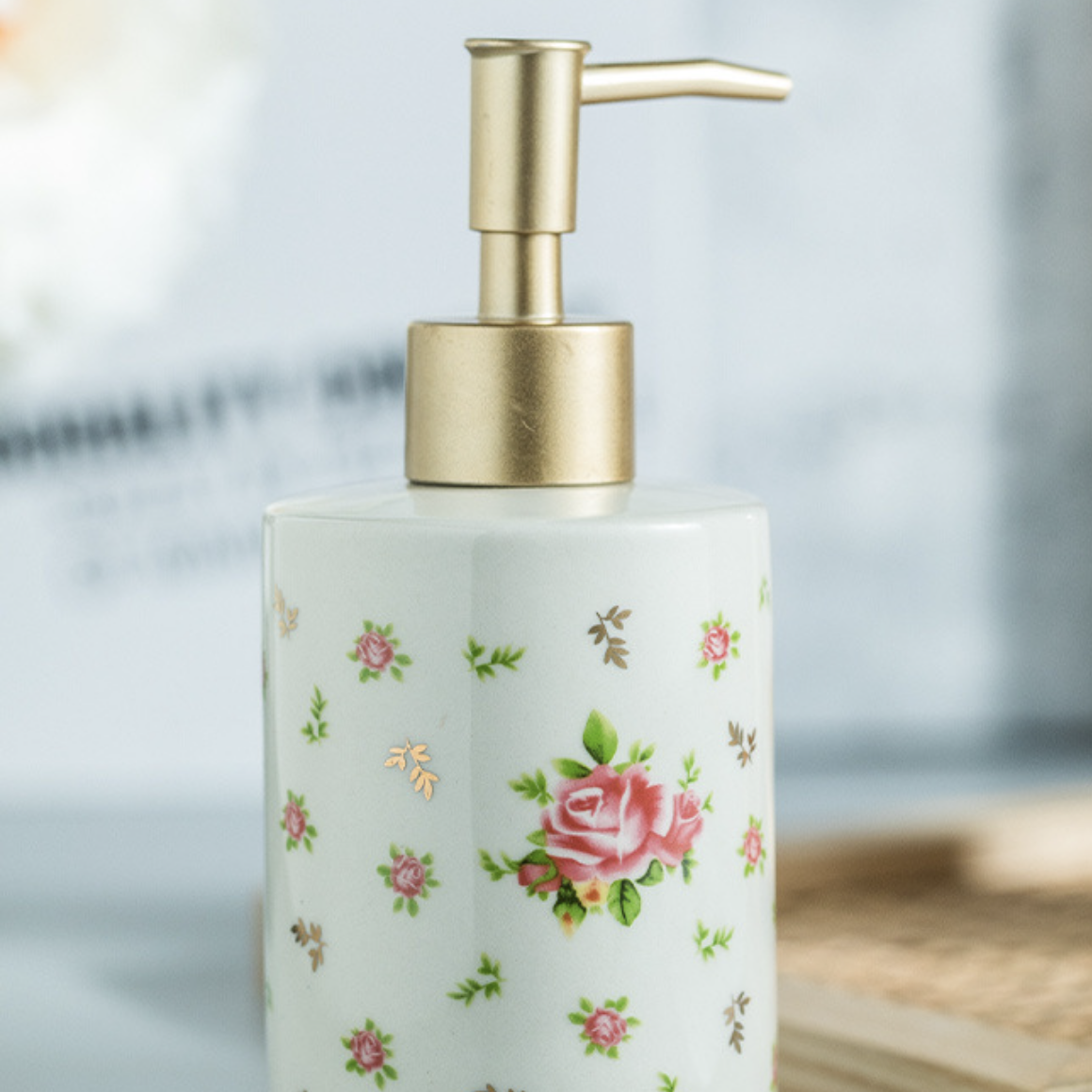 Floral Soap Dispenser Nestasia