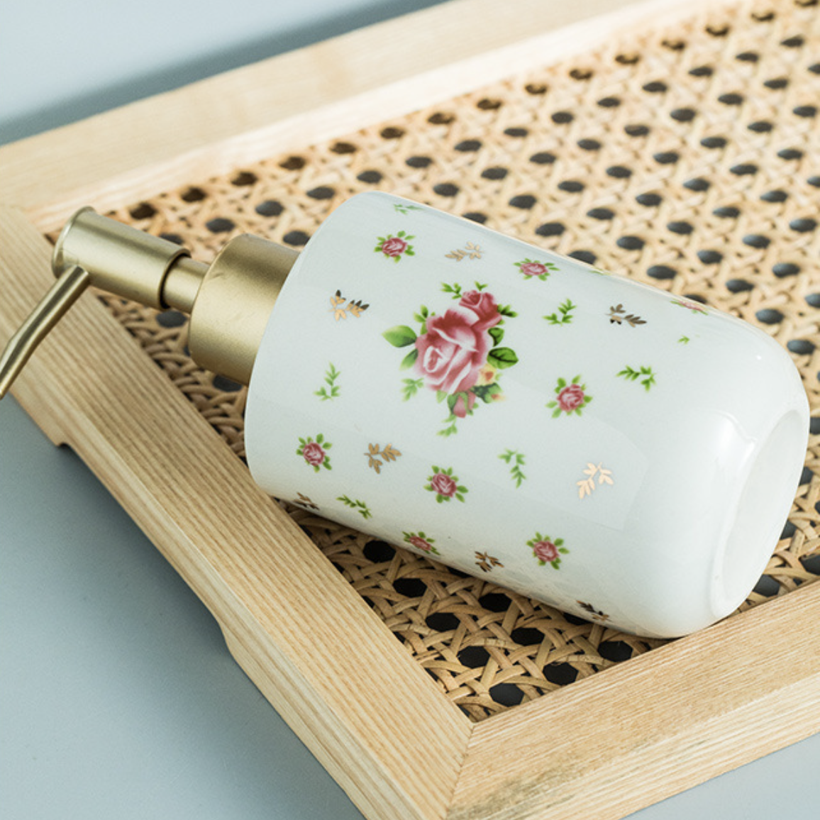 Floral Soap Dispenser Nestasia