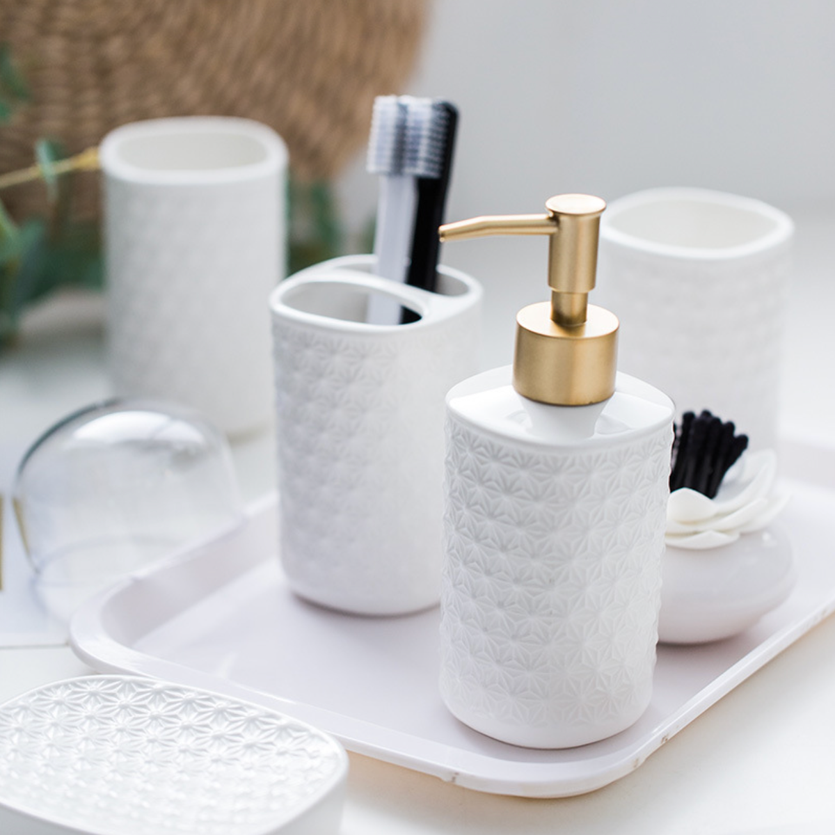Porcelain White Bath Set Nestasia