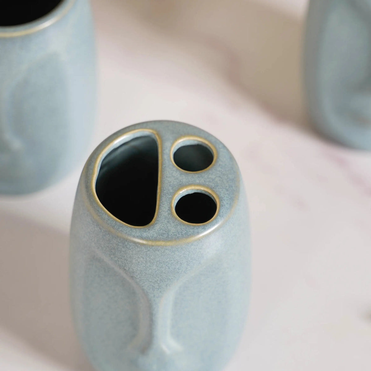 Face Vase Inspired Bath Set Of 3 Nestasia