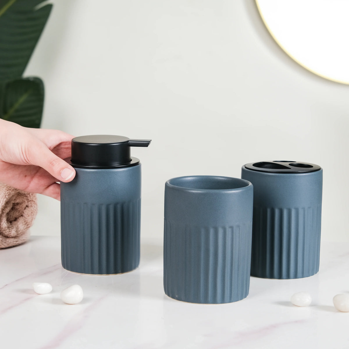 Slate Blue Ceramic Bath Set Of 3 Nestasia