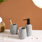 Ribbed Contemporary Bath Set Of 3 Nestasia