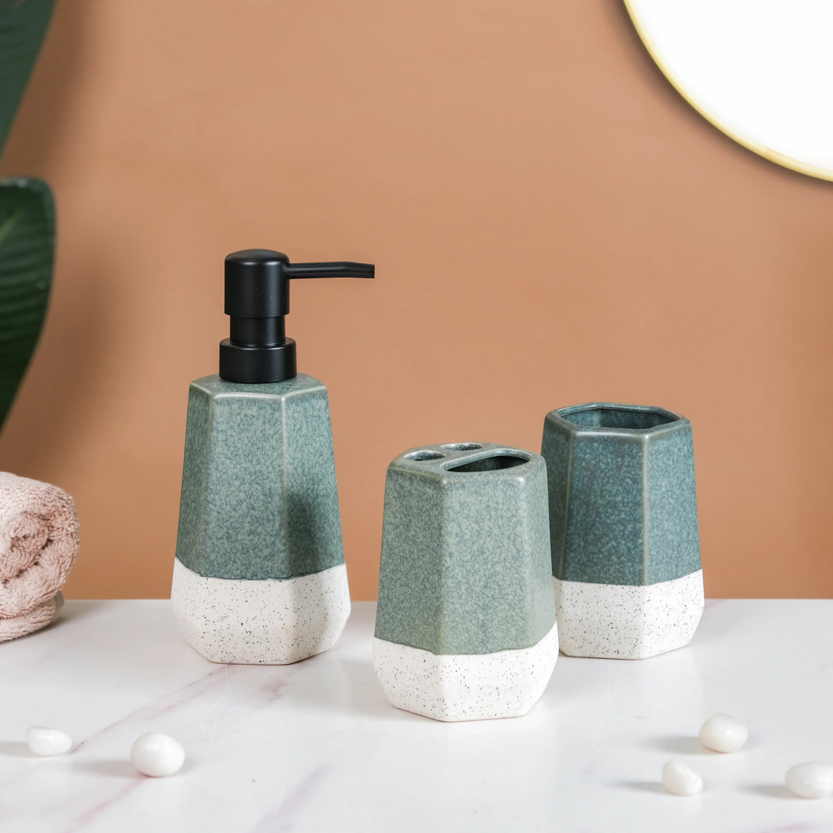 Stoneware Bathroom Accessories Set Of 3 Nestasia