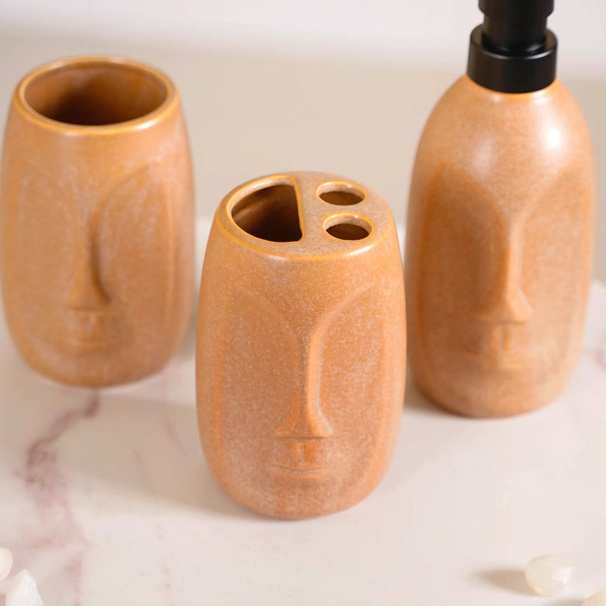 Faces Ceramic Bathroom Accessories Set Of 3 Nestasia