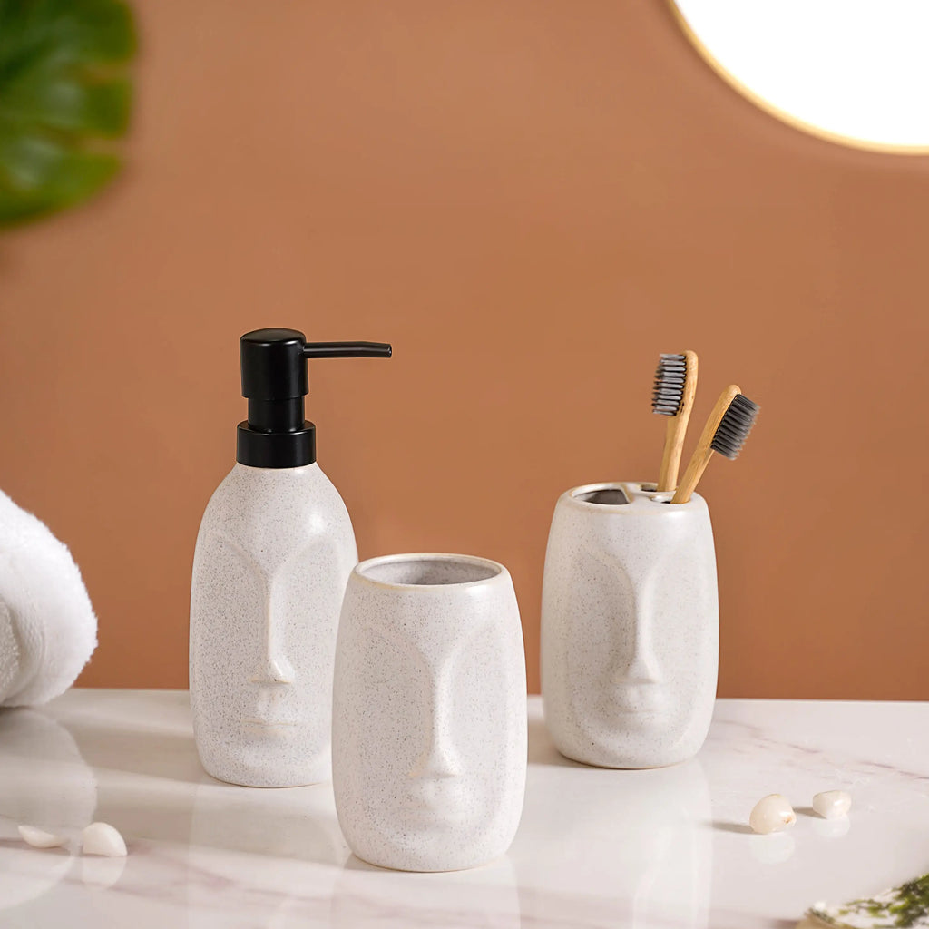 Art Face Bath Set Of 3 Nestasia