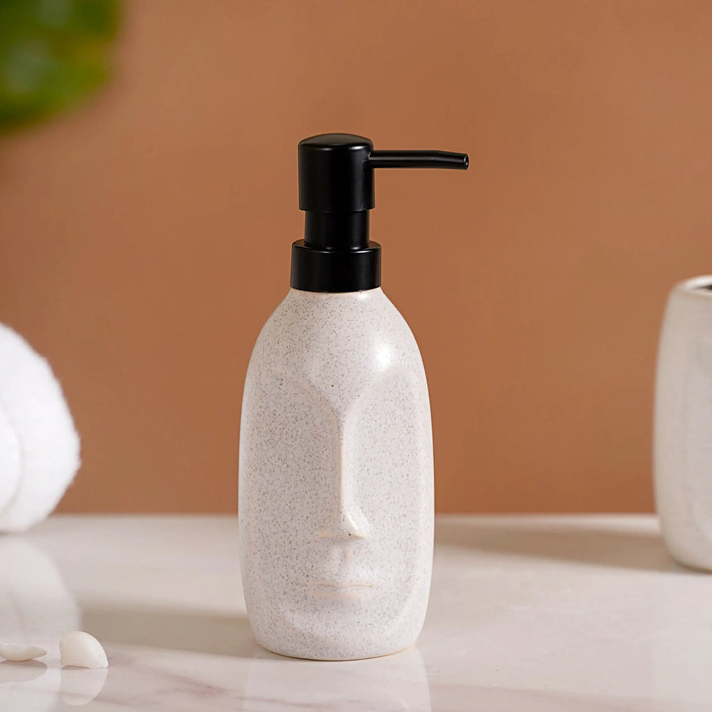 Art Face Bath Set Of 3 Nestasia