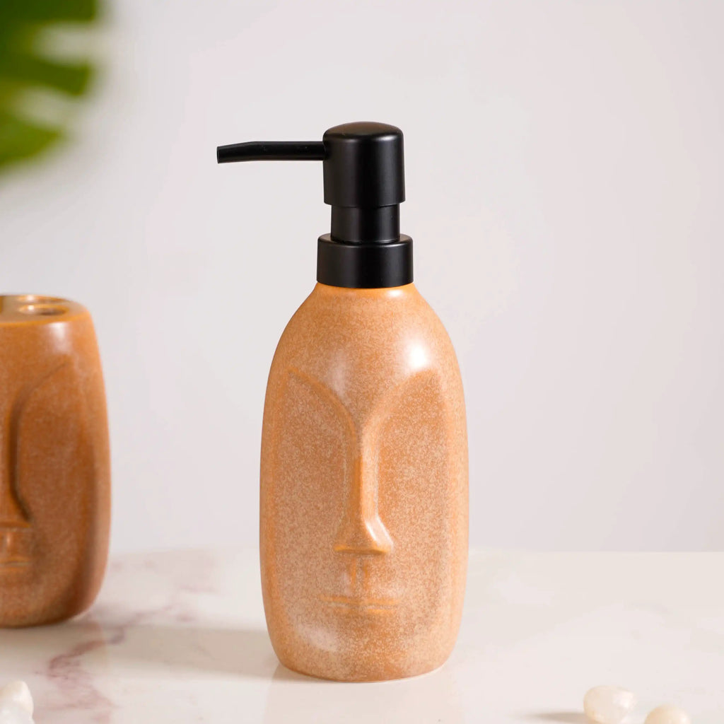 Faces Ceramic Bathroom Accessories Set Of 3 Nestasia