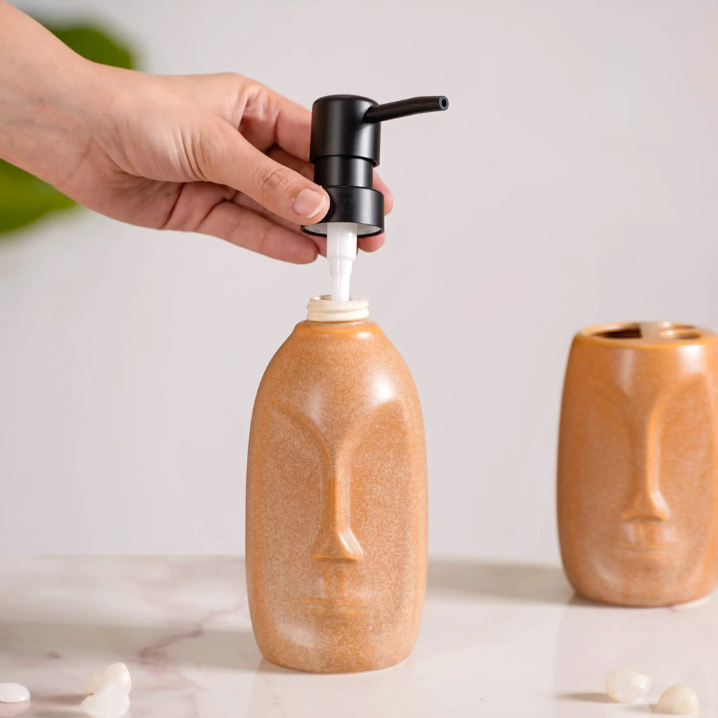 Faces Ceramic Bathroom Accessories Set Of 3 Nestasia
