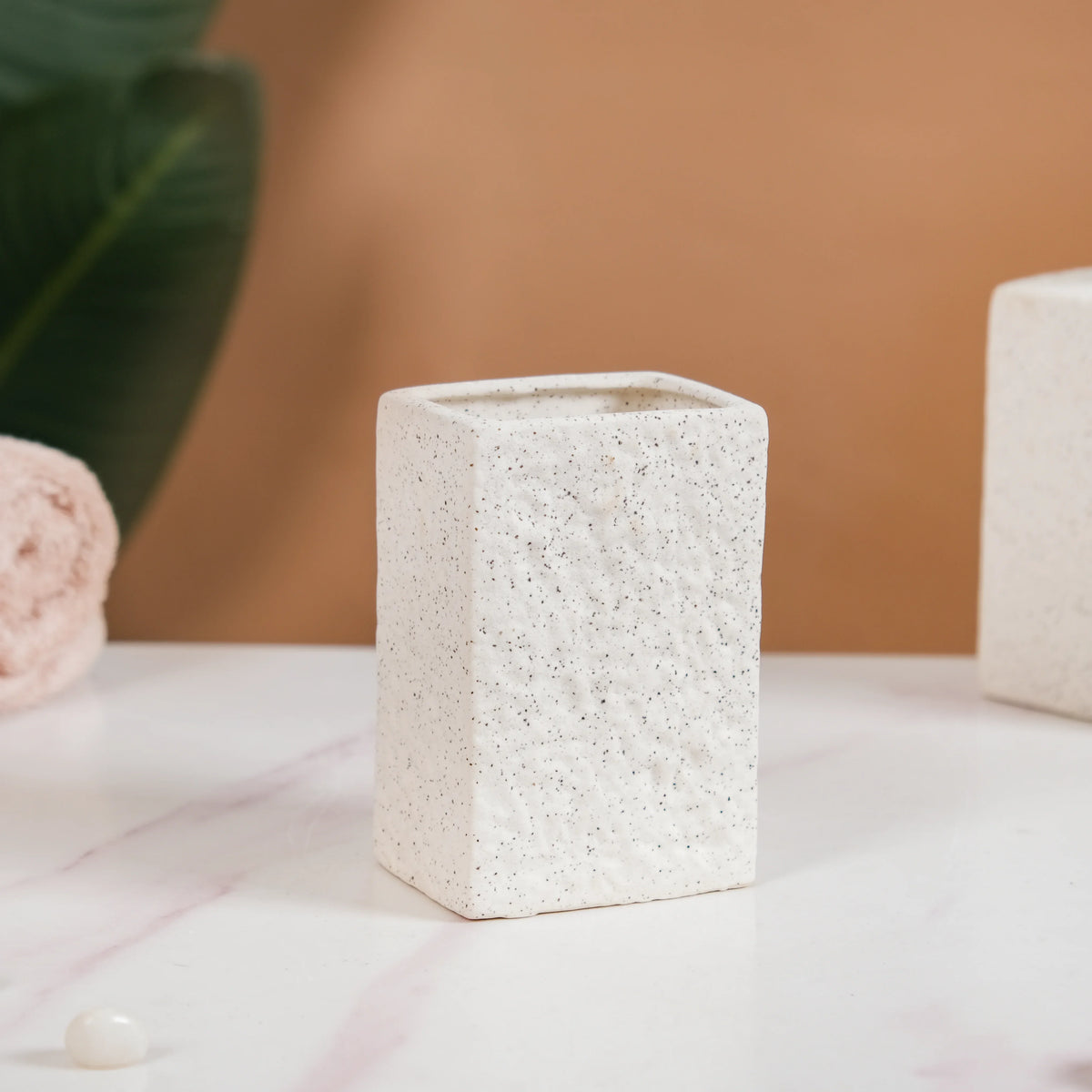White Stone Bathroom Accessories Set Of 3 Nestasia