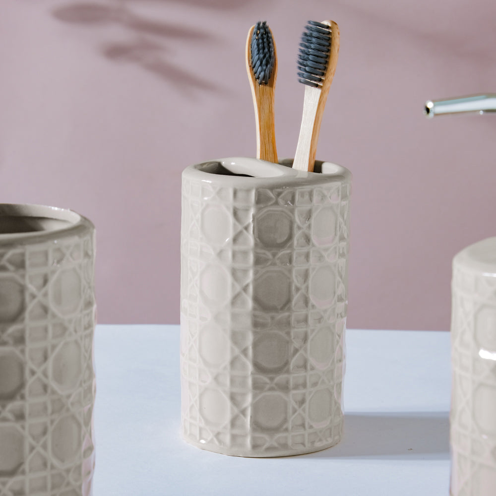 Luxury Ceramic Bathroom Set Of 4 Nestasia
