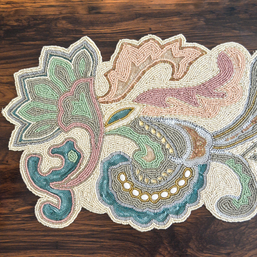 Beads Pastel Flower Runner Nestasia