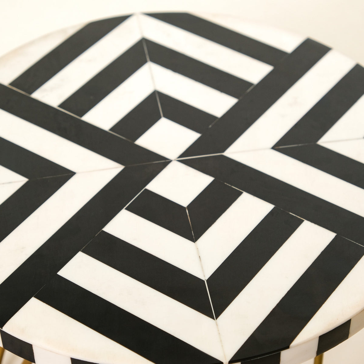 Black And White Riser Cake Stand Nestasia