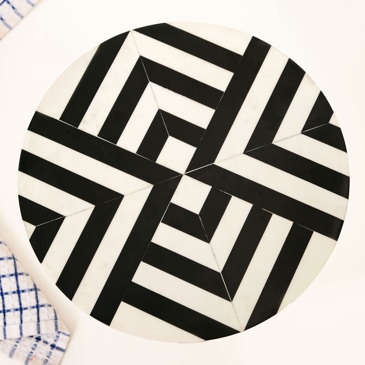 Black And White Riser Cake Stand Nestasia