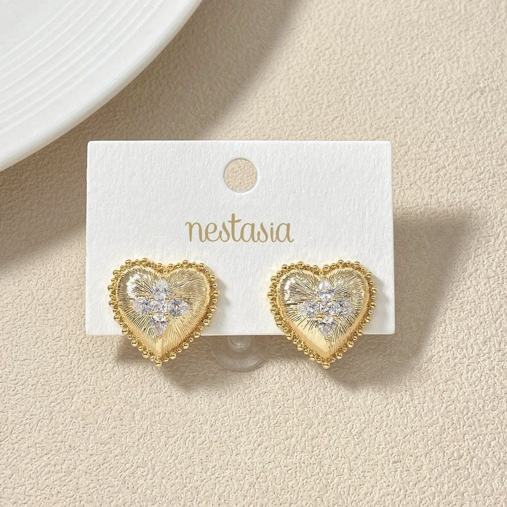 Blooming Heart Stud Earrings Nestasia