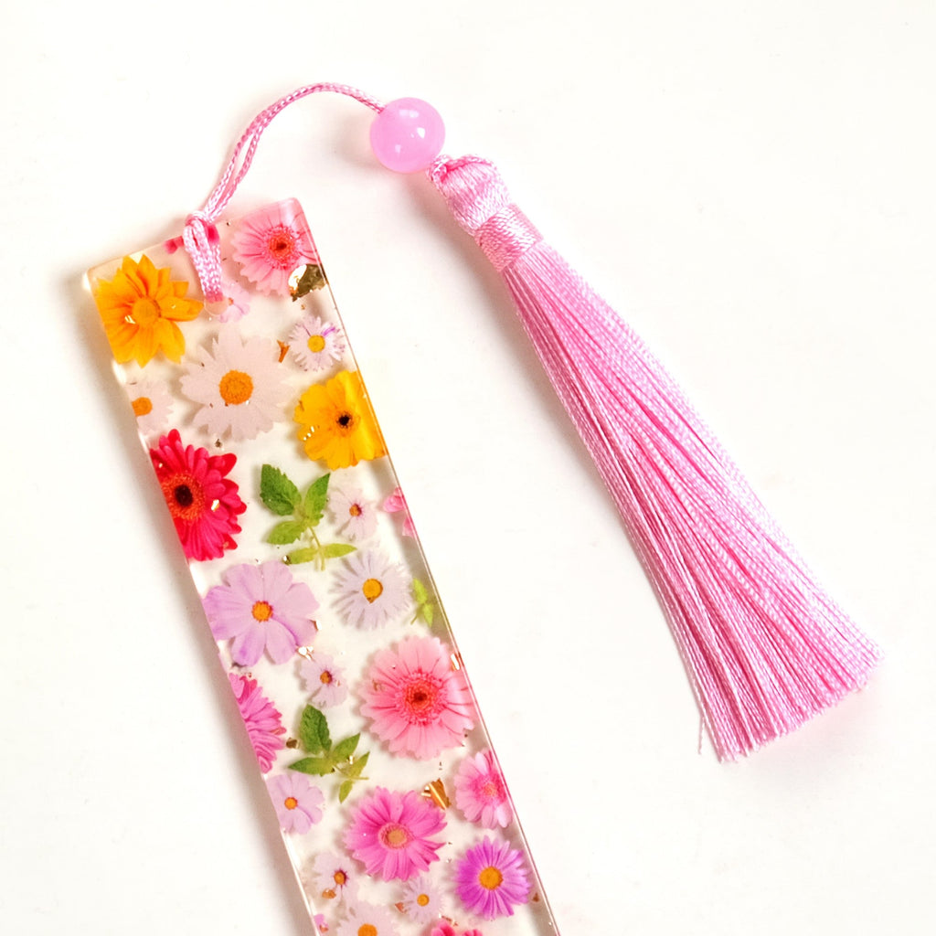 Petals And Pages Bookmark Nestasia