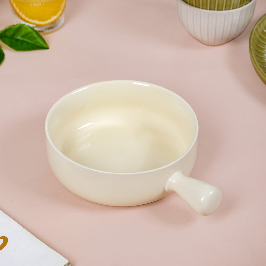 Pastel Cream Ceramic Bowl With Handle 700ml Nestasia