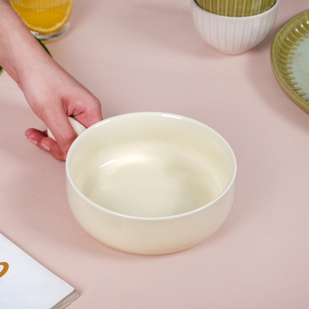 Pastel Cream Ceramic Bowl With Handle 700ml Nestasia