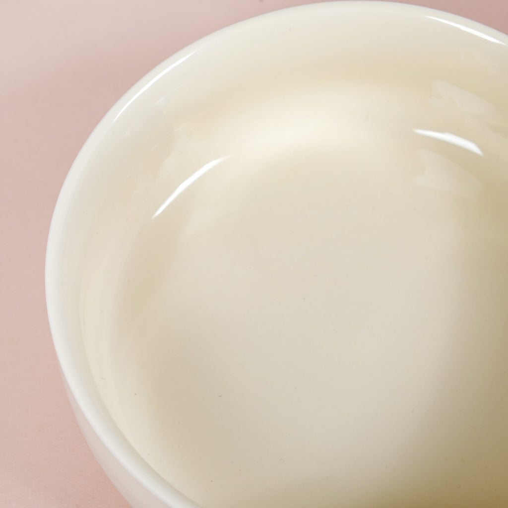 Pastel Cream Ceramic Bowl With Handle 700ml Nestasia