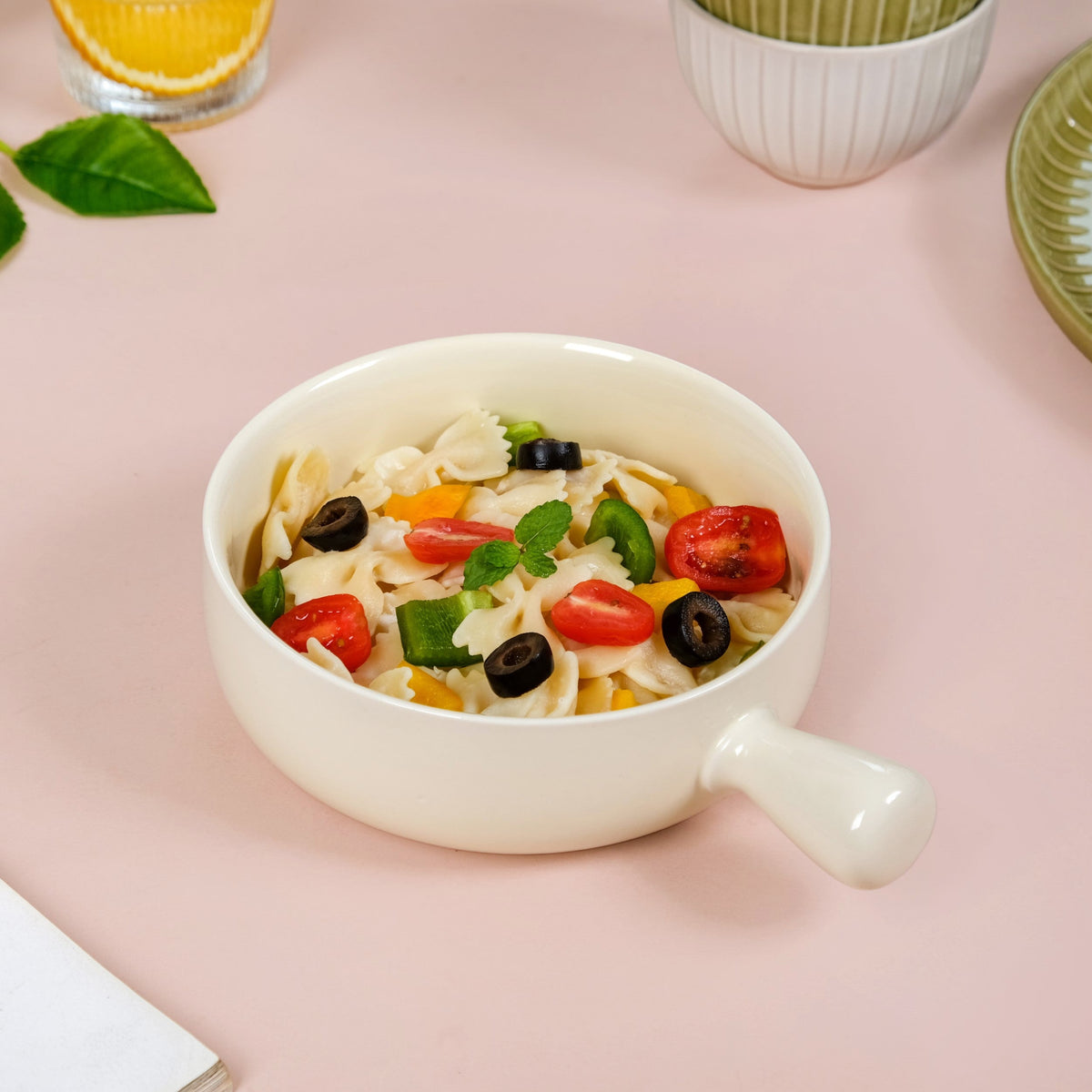 Pastel Cream Ceramic Bowl With Handle 700ml Nestasia