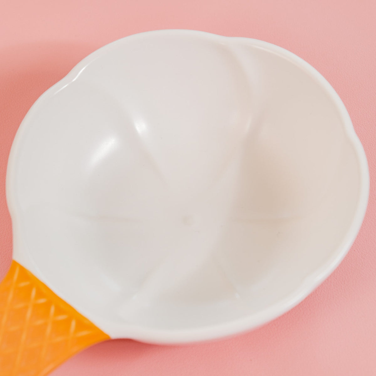 Ice Cream Bowl With Handle Vanilla 400 ml Nestasia