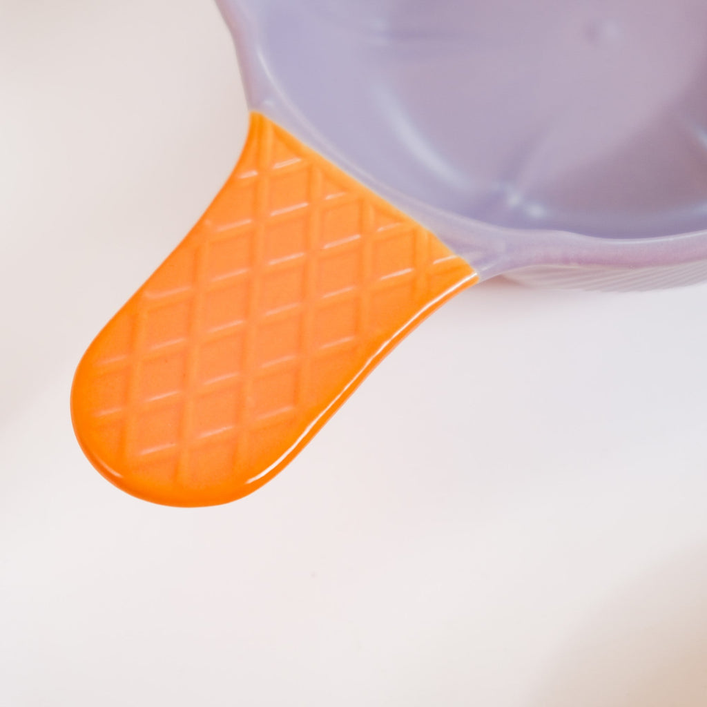 Ice Cream Cone Bowl With Handle Black Current 400 ml