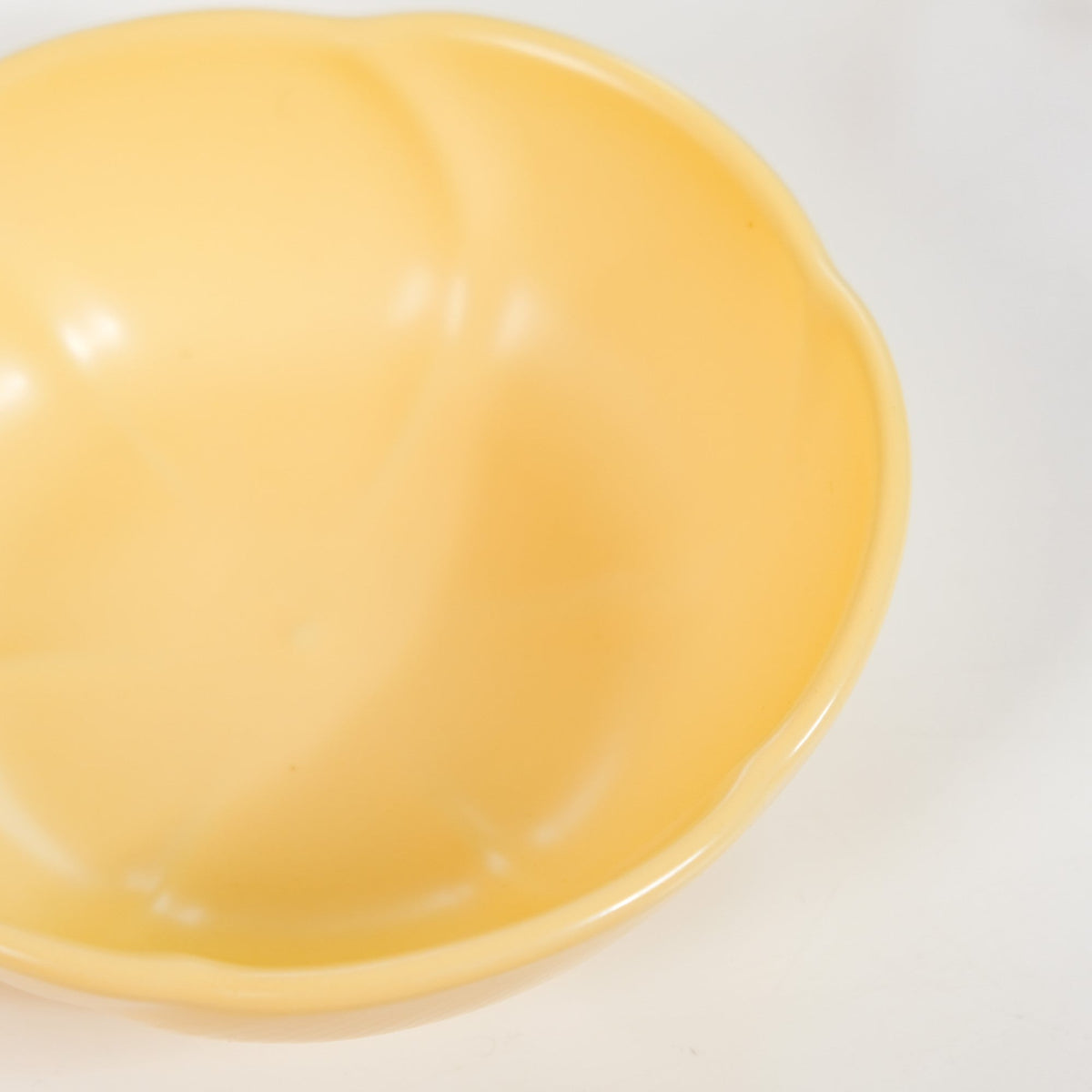 Ice Cream Shape Bowl With Handle 400 ml Nestasia