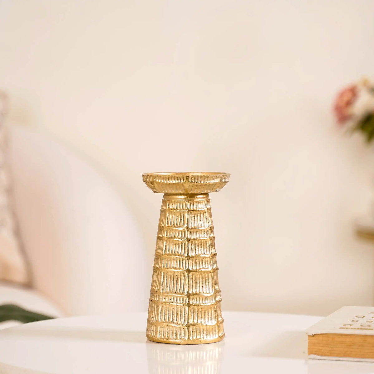 Golden Glow Candle Holder Nestasia