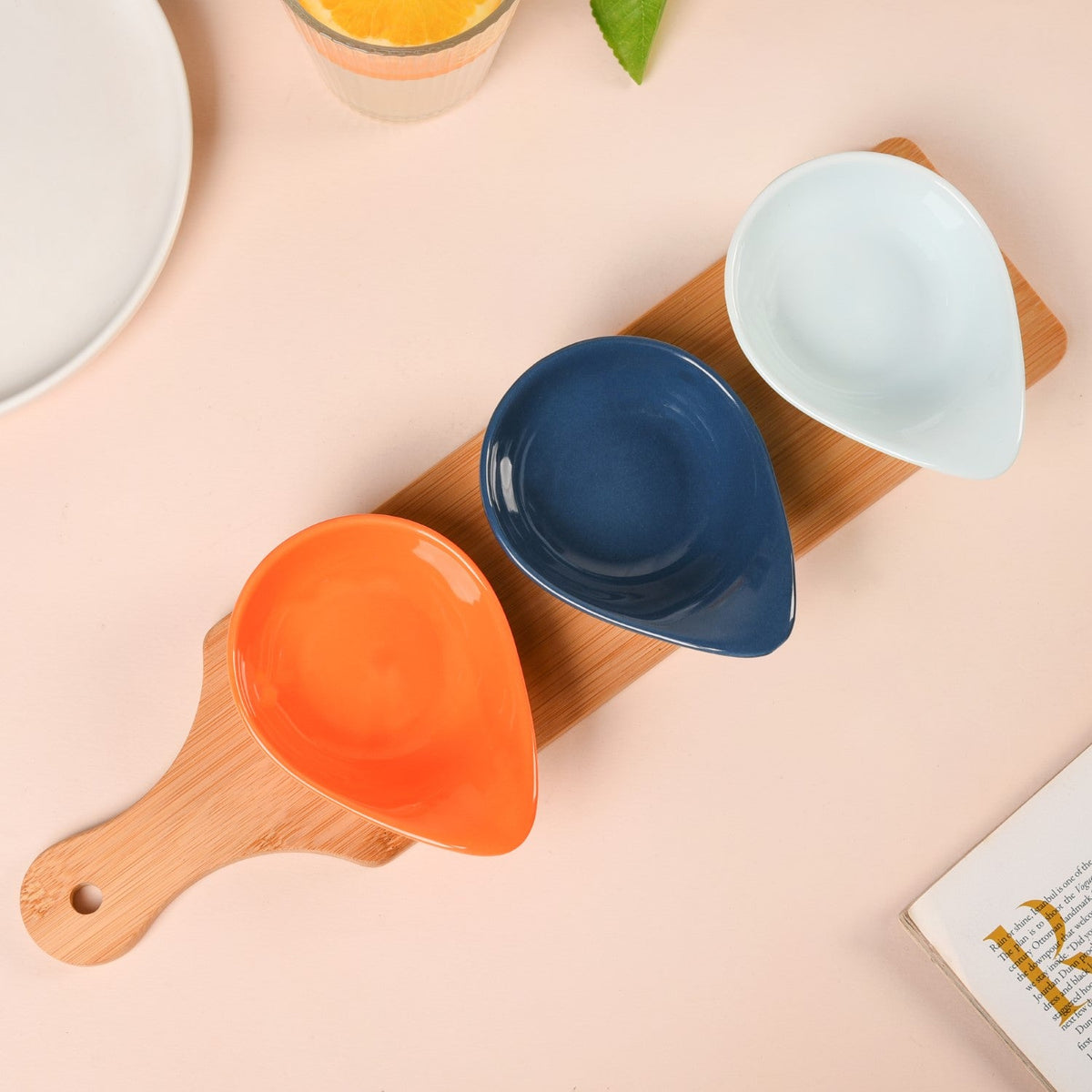 Set Of 3 Colourful Ceramic Bowls With Bamboo Tray 100ml Nestasia
