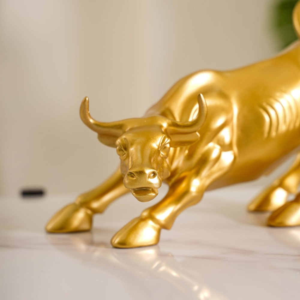 Charging Bull Statue Nestasia