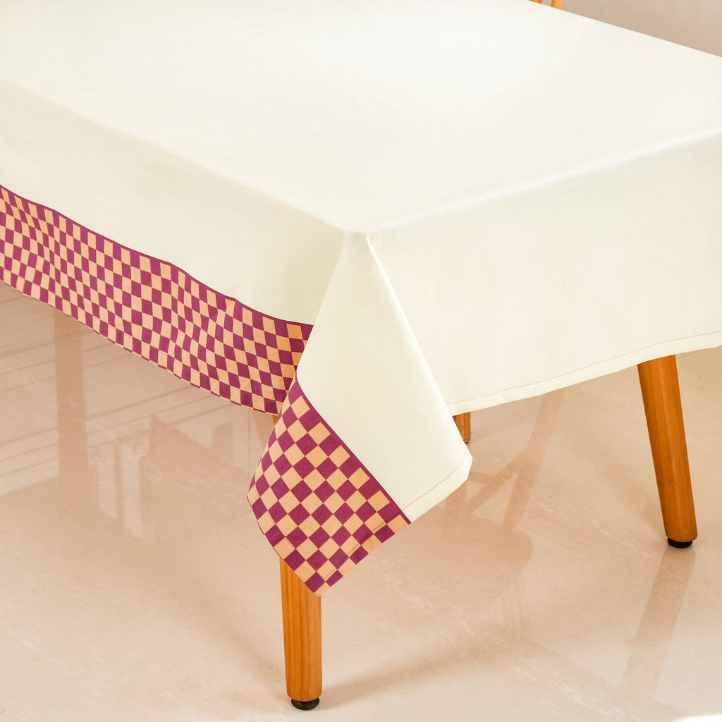 Checkered Border 6 Seater Table Cloth 203x152cm Nestasia