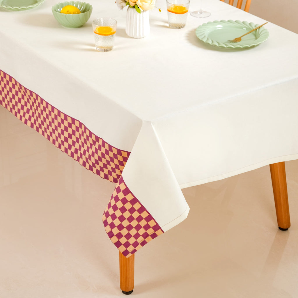 Checkered Border 6 Seater Table Cloth 203x152cm Nestasia