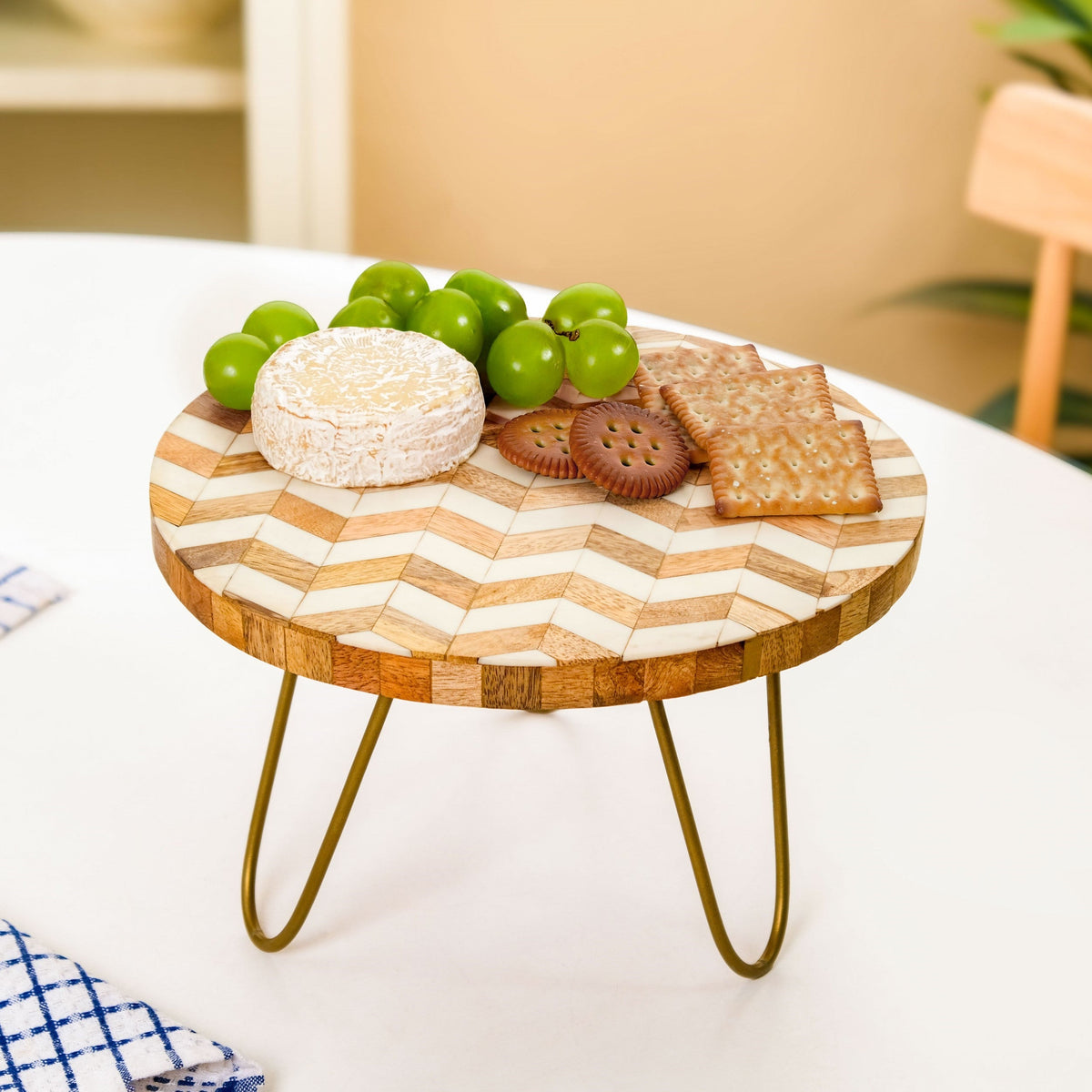 Chevron Mosaic Wooden Riser Nestasia