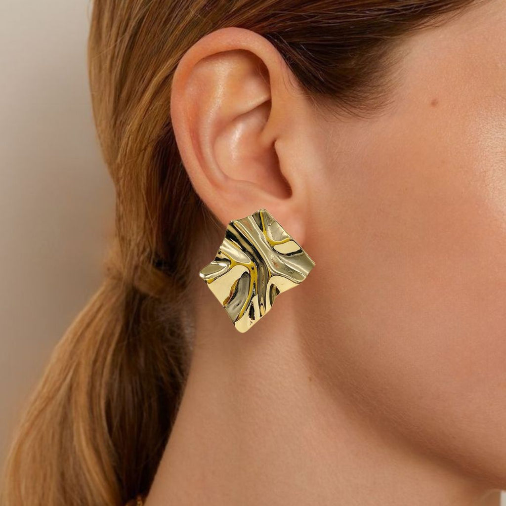 Chisel Stud Earrings Gold Nestasia