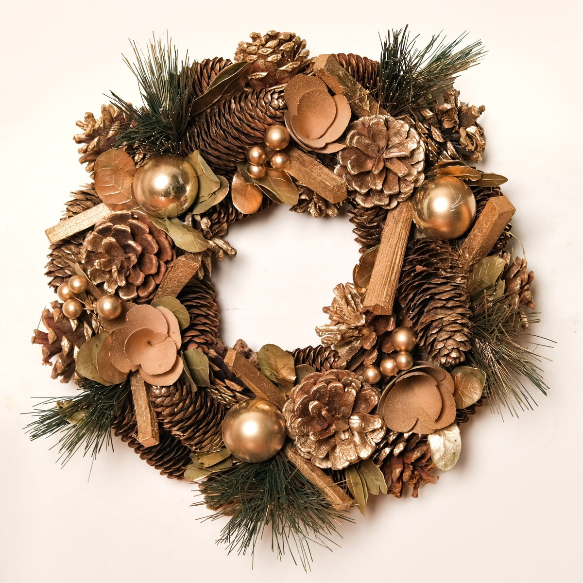 Golden Forest Sustainable Decorative Wreath Nestasia
