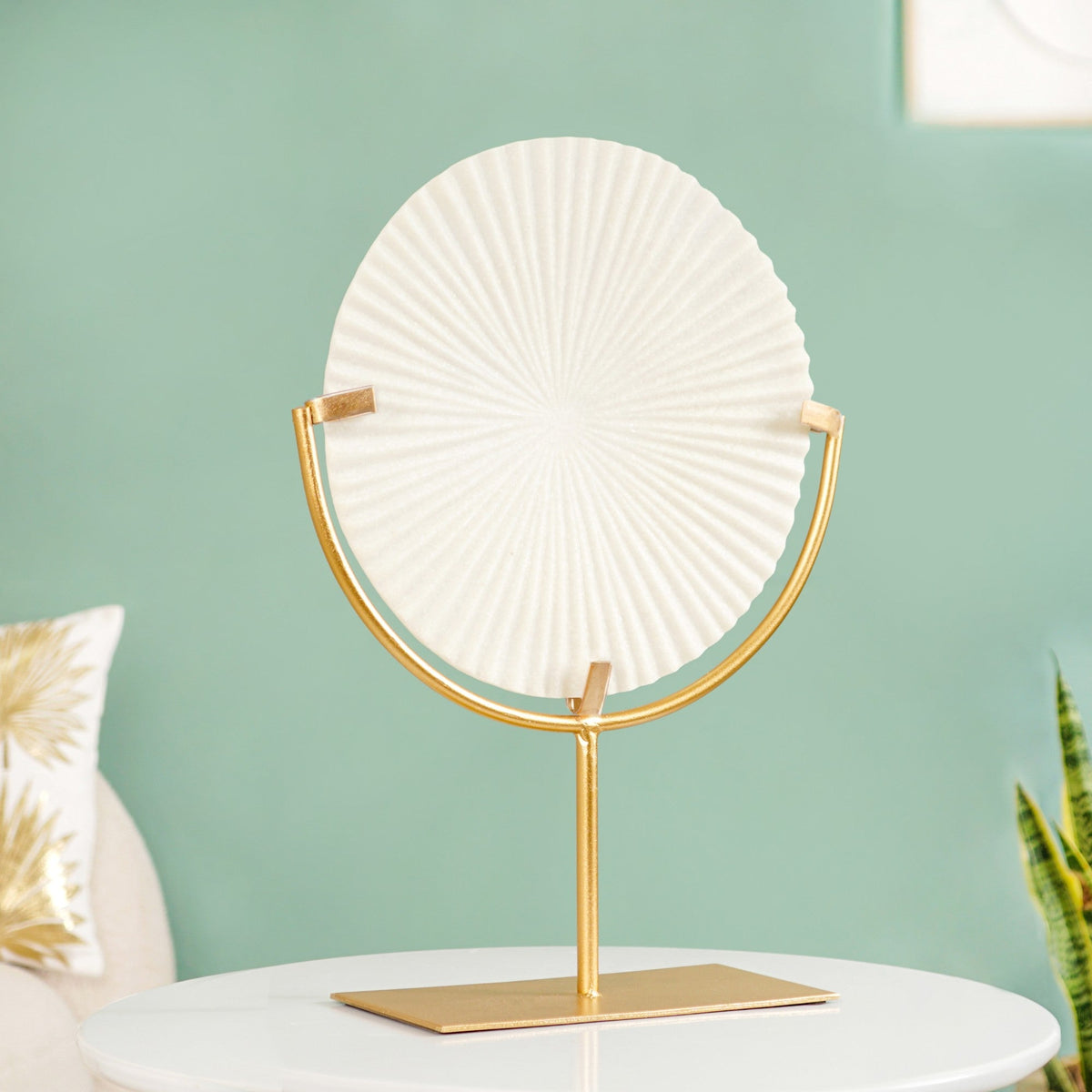White Ribbed Disc Home Decor Nestasia