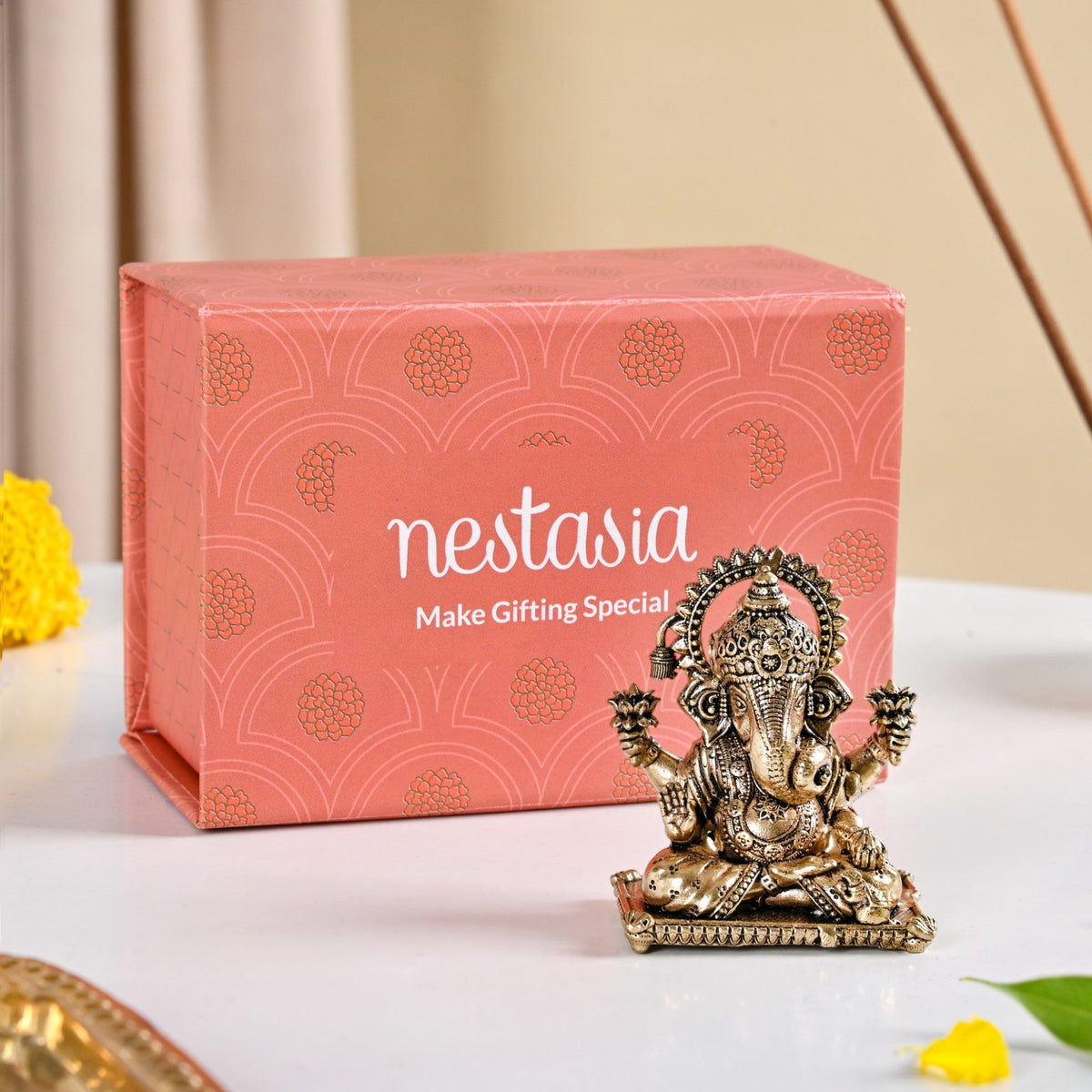 Pure Brass Vighnaharta Ganpati Idol With Gift Box 5cm Nestasia
