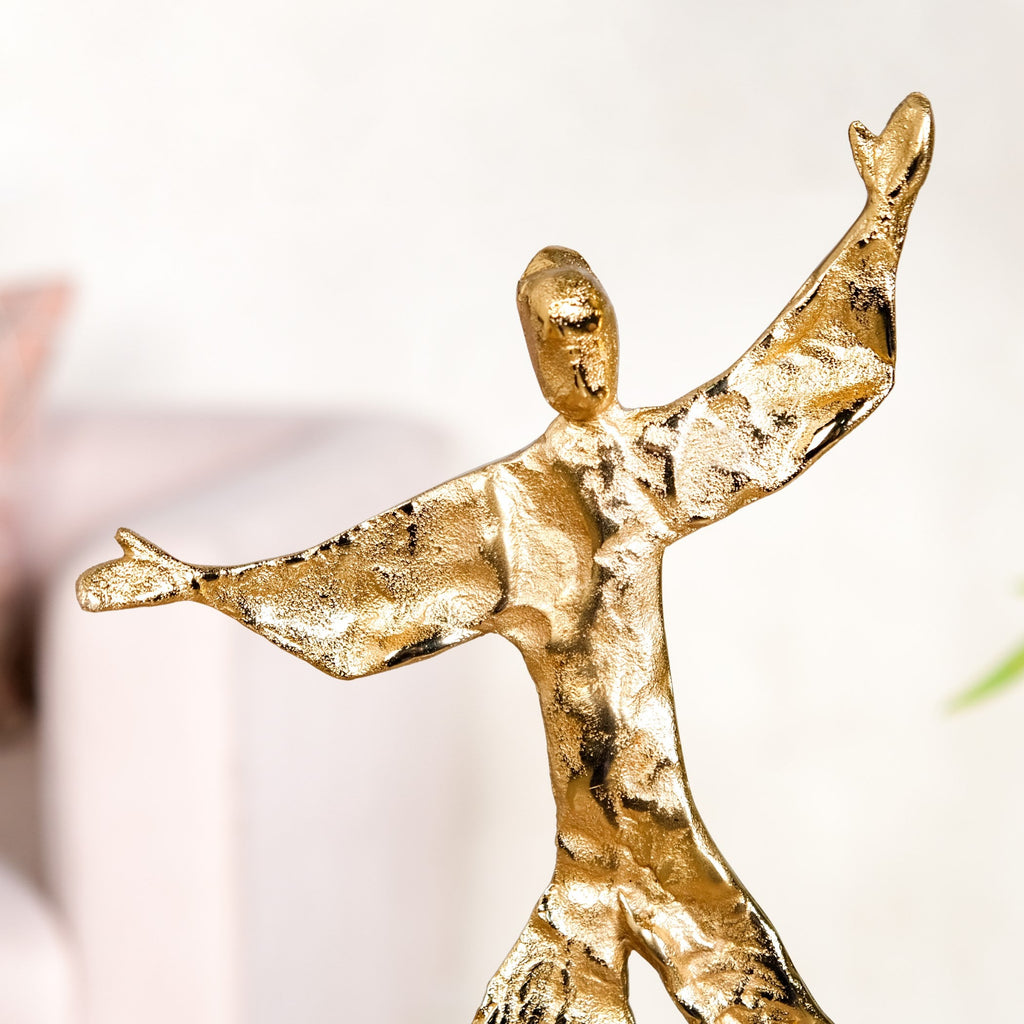 Dancing Musketeer Tabletop Metal Decor Nestasia
