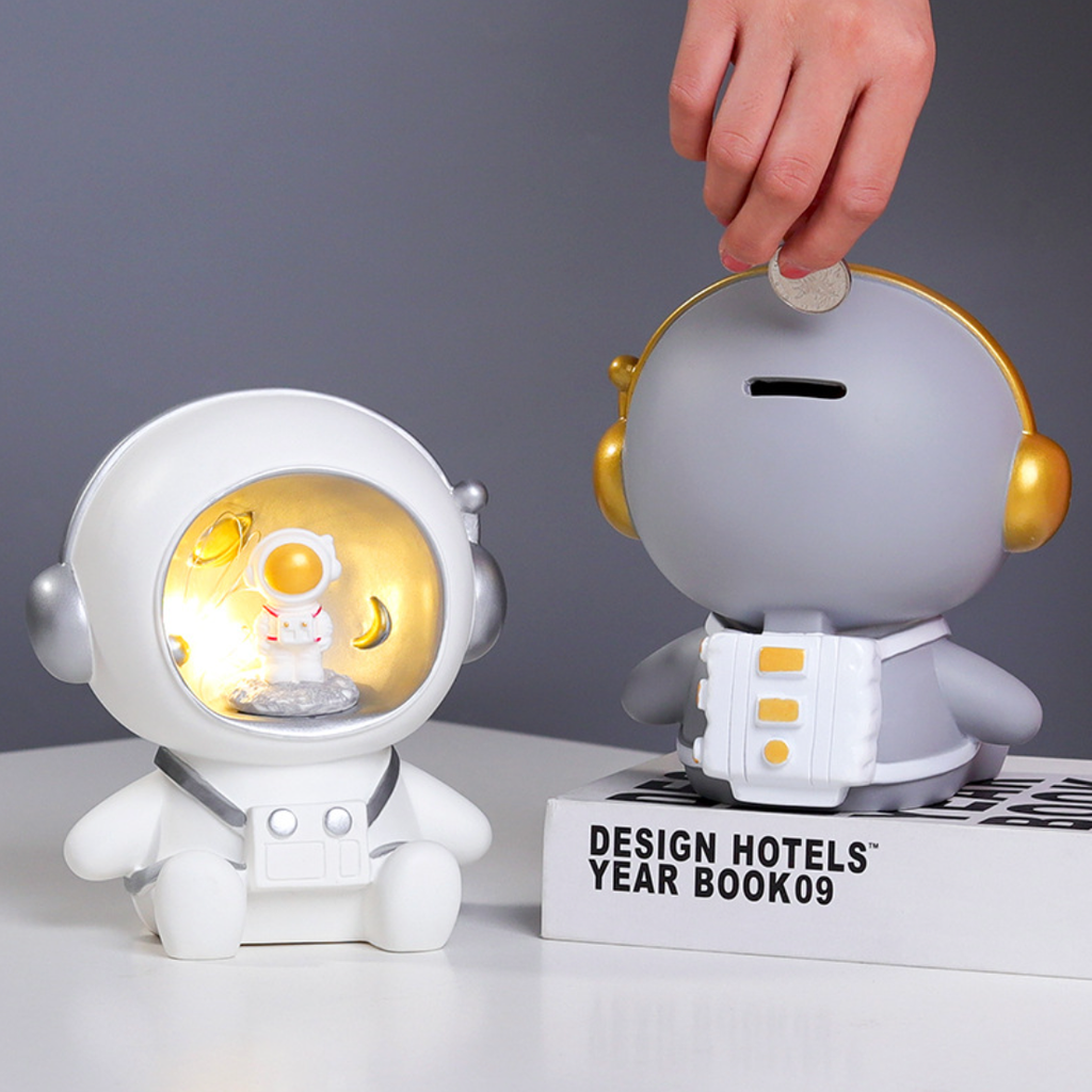 Inception Astronaut Showpiece Nestasia