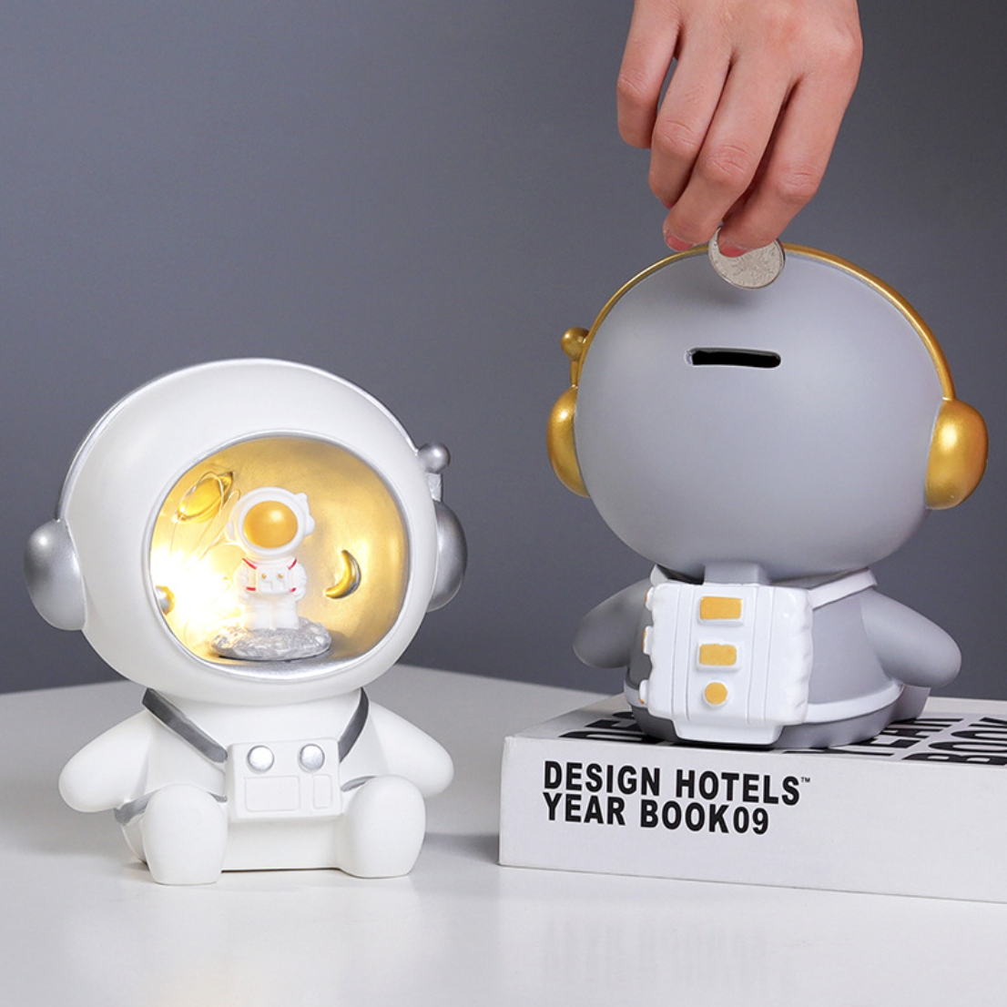 Inception Astronaut Showpiece Nestasia