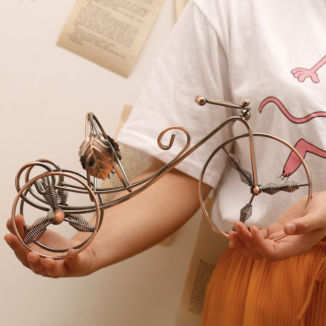 Vintage Bottle Holder Nestasia