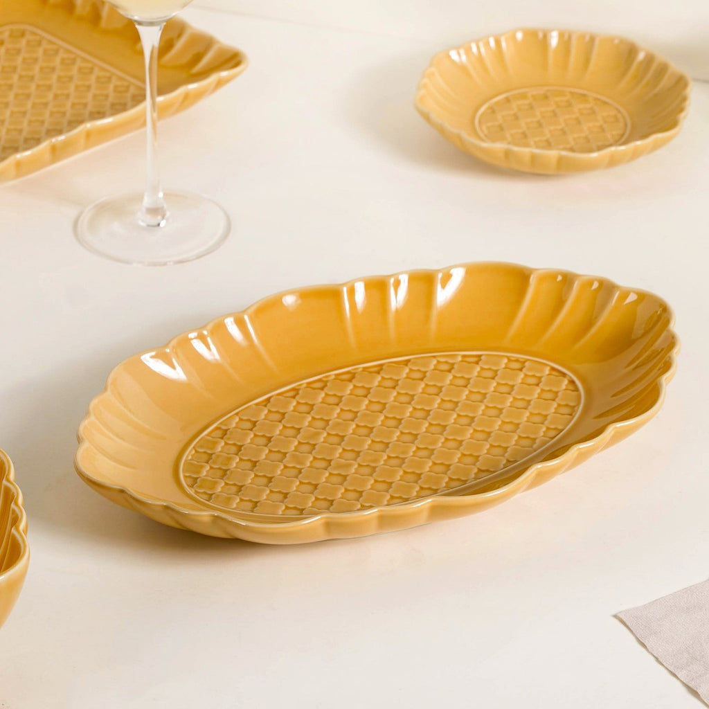 Luxury Texture 28 Piece Dinner Set For 6 Ochre Yellow Nestasia