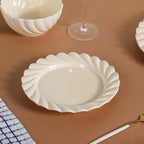 22 Piece Scallop Cream Luxury Dinner Set For 6 Nestasia