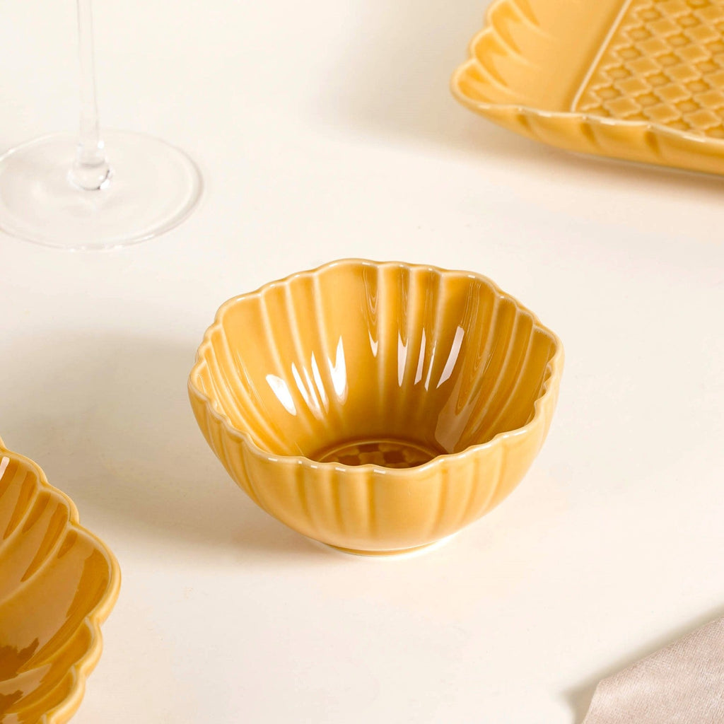 Luxury Texture 28 Piece Dinner Set For 6 Ochre Yellow Nestasia