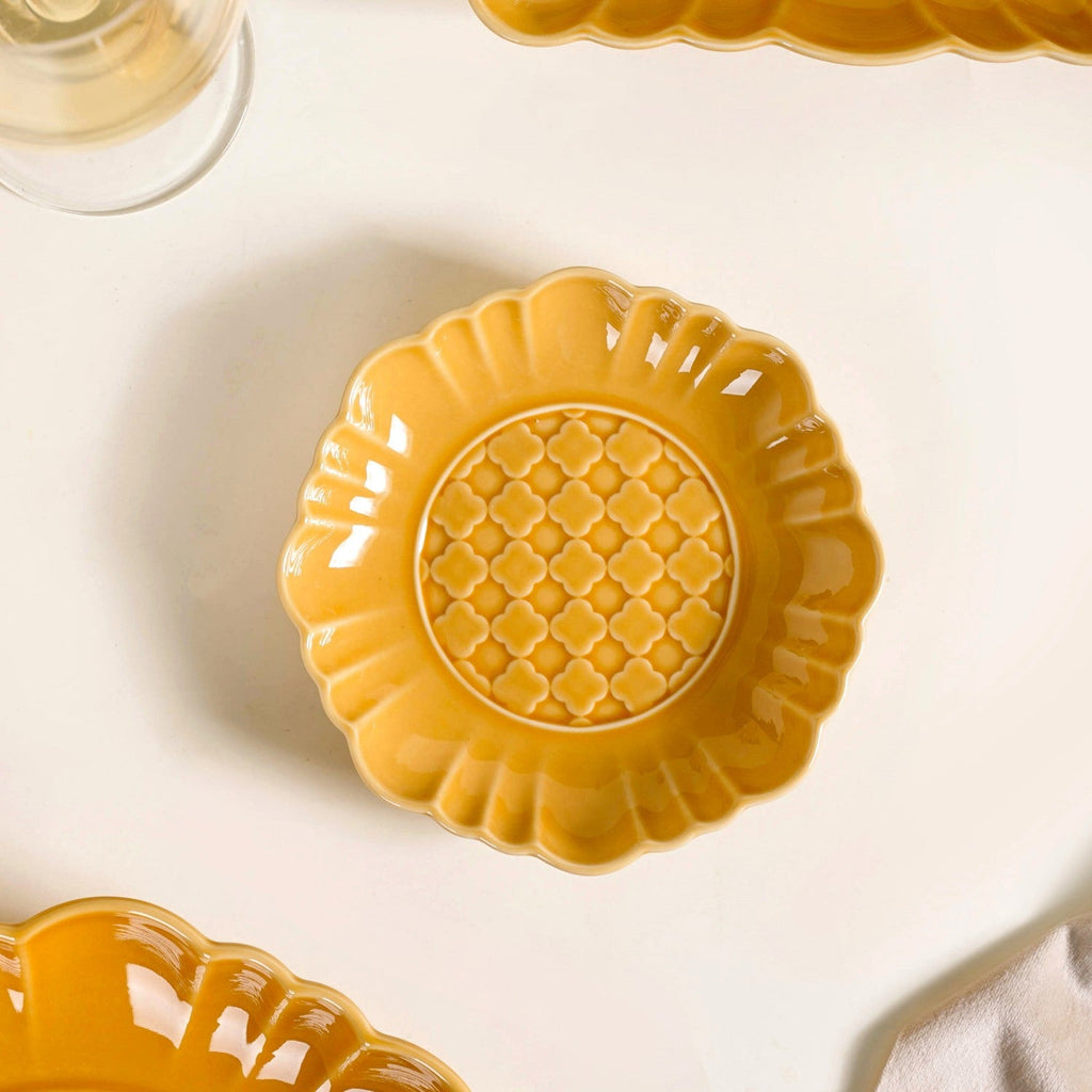 Luxury Texture 28 Piece Dinner Set For 6 Ochre Yellow Nestasia